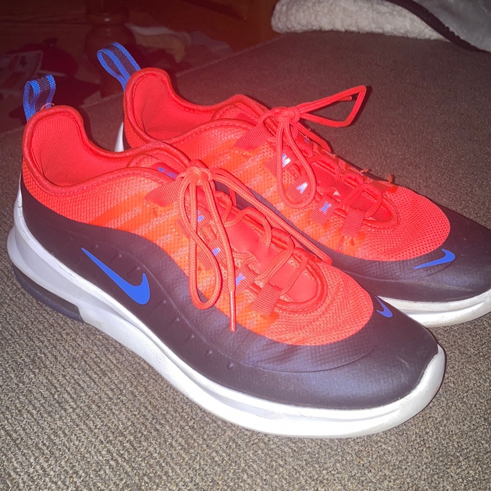 Womens Nike Air Max shoes